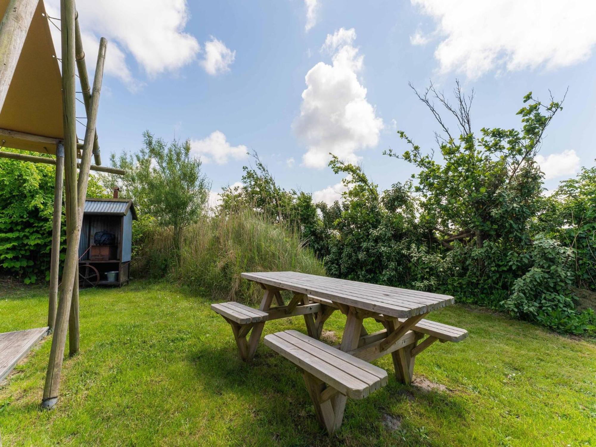 Quaint Bungalow In Callantsoog With Garden Kültér fotó